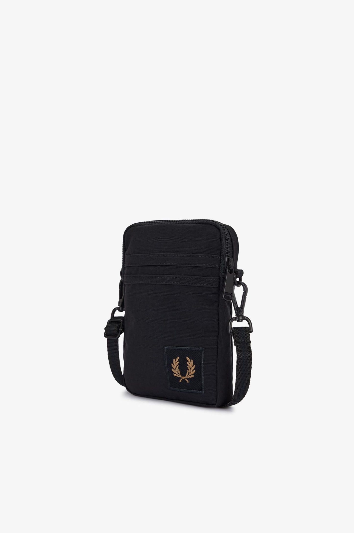 FRED PERRY NYLON BADGE SMALL SIDE BAG